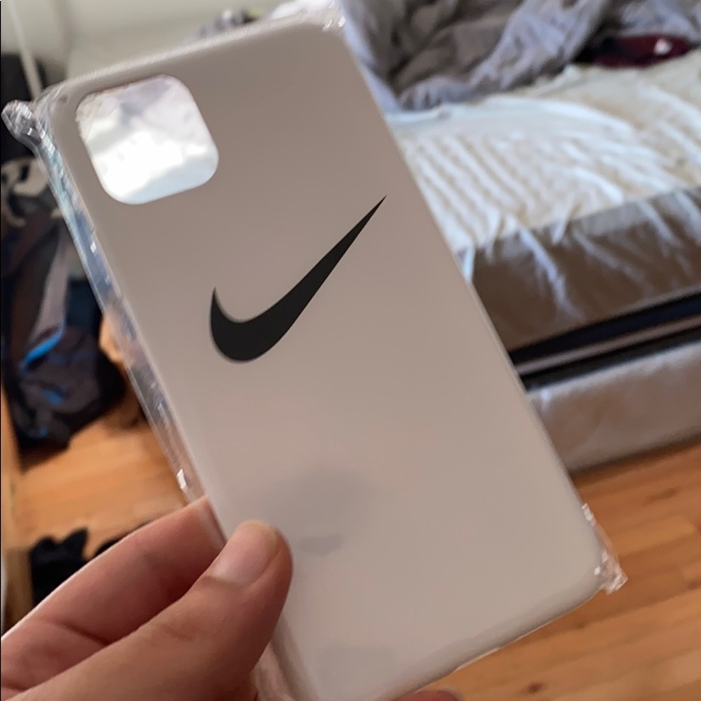 Nike Case iPhone 11